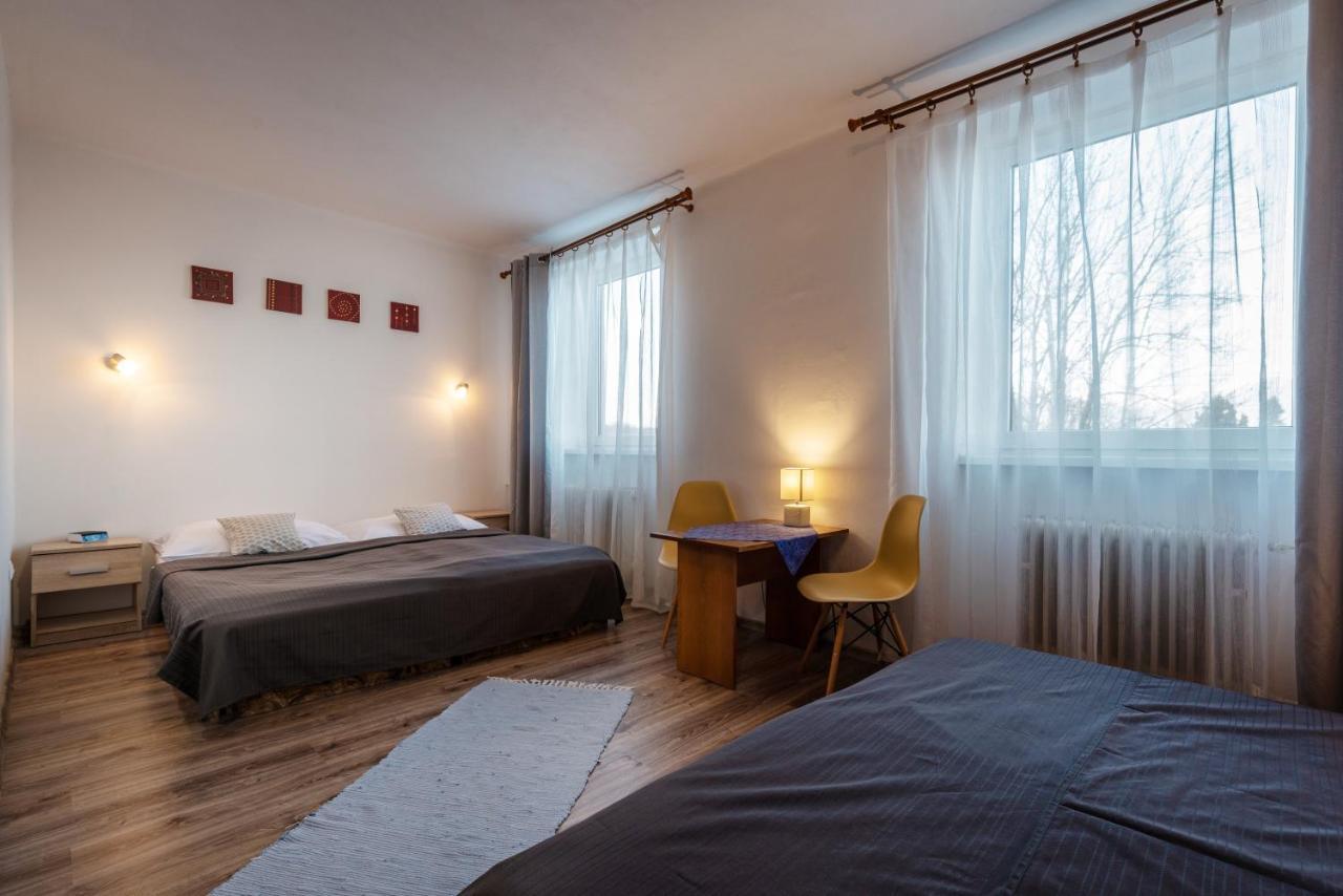 Liptovský Mikuláš Hotel Poludnica المظهر الخارجي الصورة